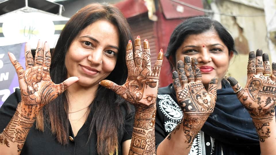 Karwa Chauth Today: Married women are all decked up, with bangles and henna ready