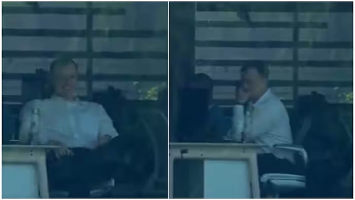 Two Office Workers Caught Watching South Africa vs Australia Test Hilariously Pretend to Work