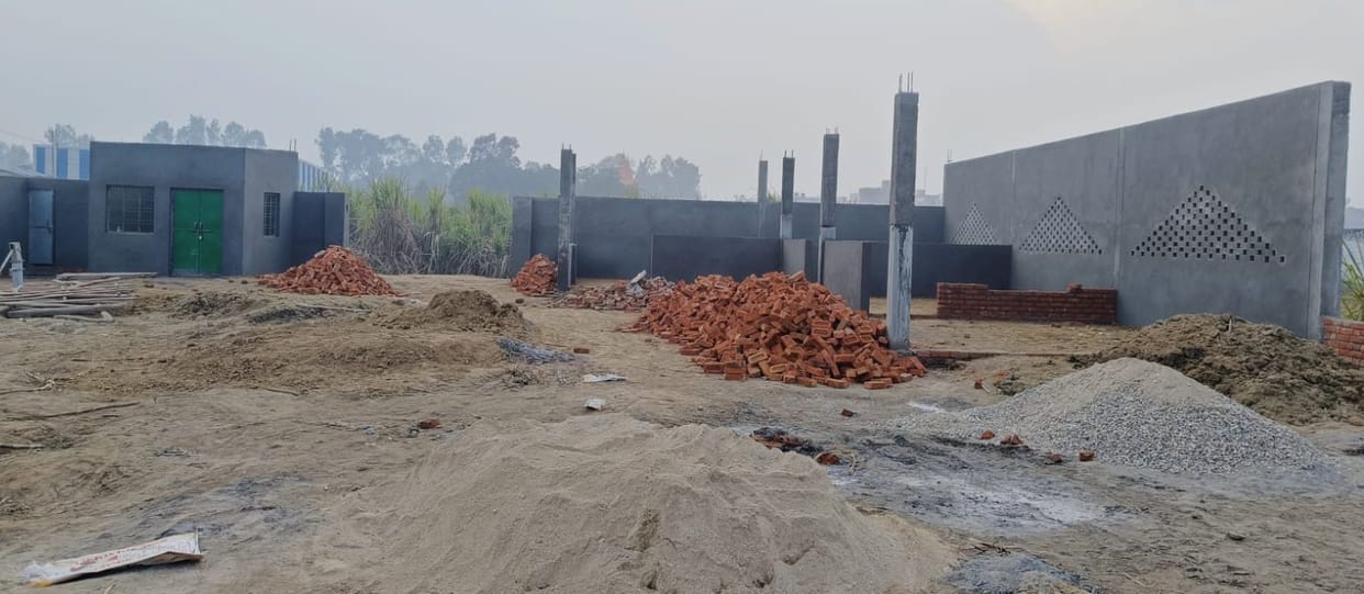 Court stay on construction of garbage disposal plant