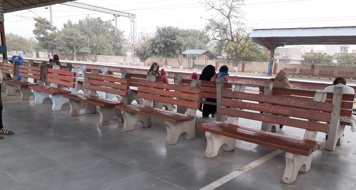 Passengers canceling reservation, income halved