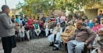 :हट के गांव रायेपुर में आयोजित पंचायत को संबोधित करते राव अब्दुल कादिर