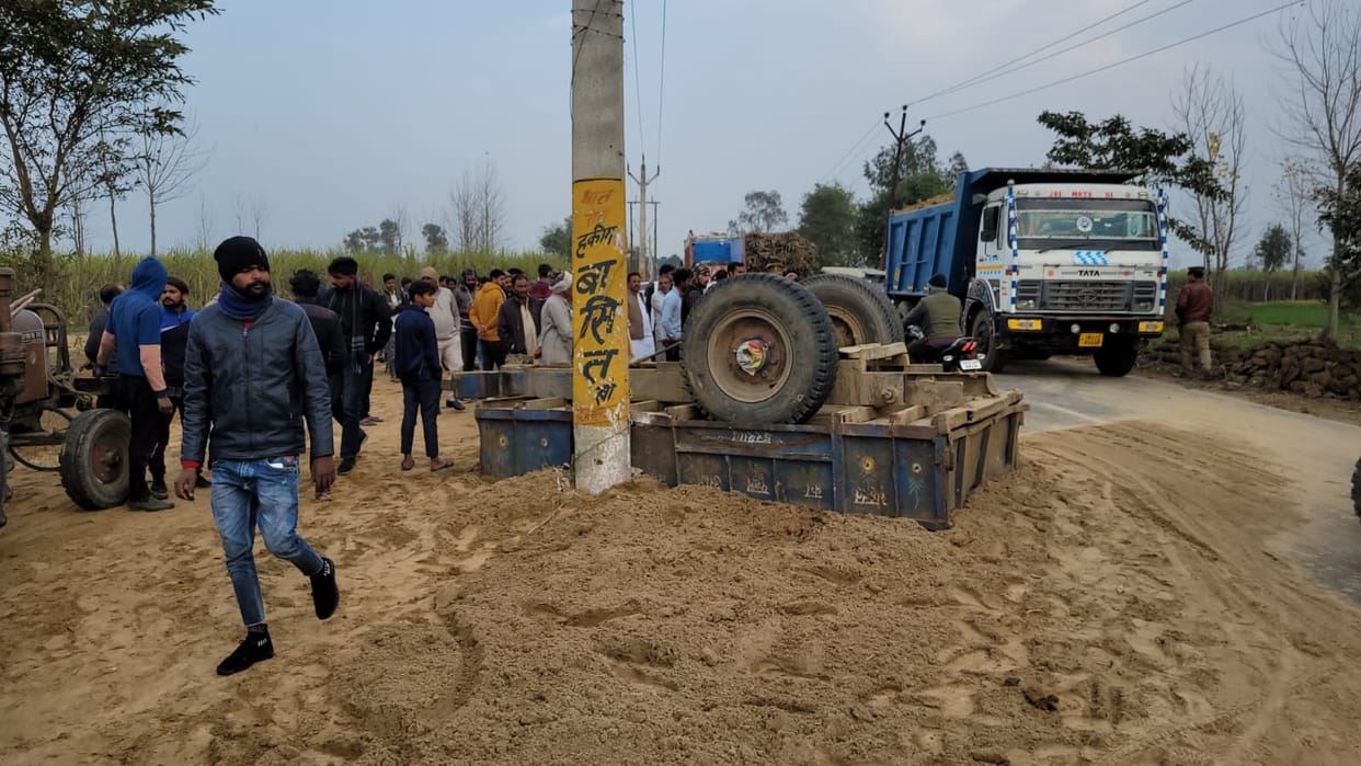 Bike rider killed in collision with tractor trolley, two women injured