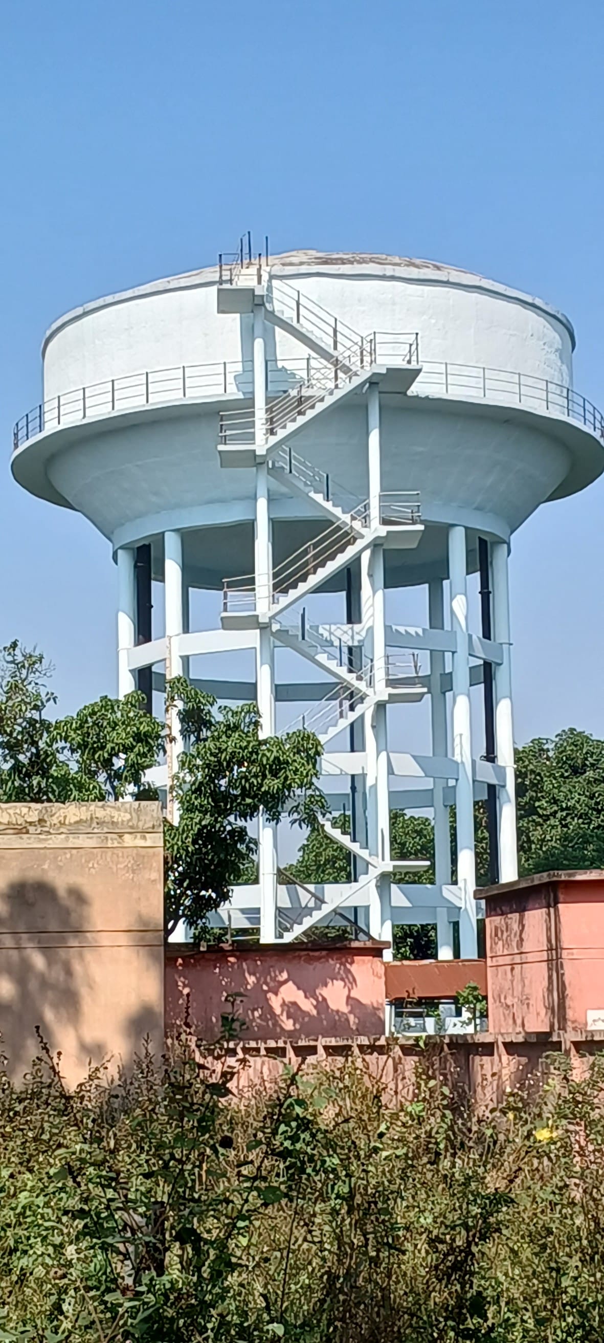 Tank closed for two years, contaminated water coming from hand pump