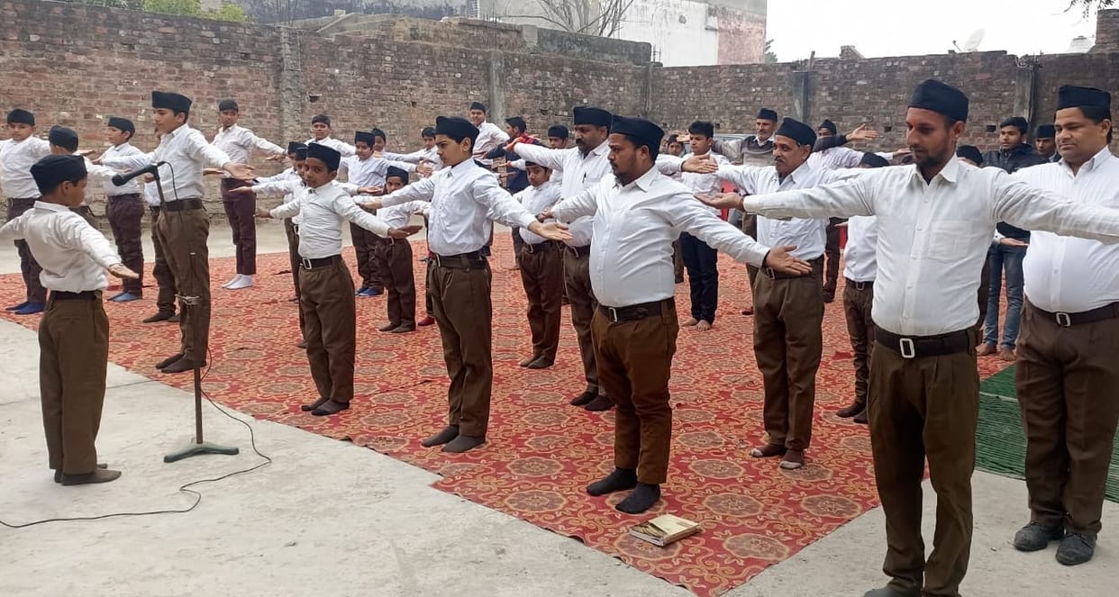 Volunteers took the resolution of nation building