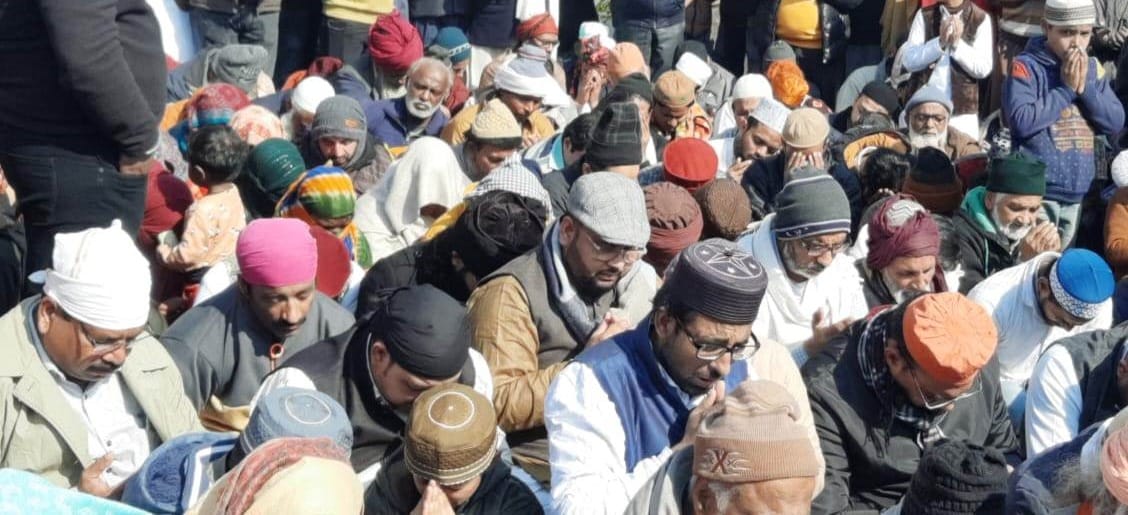 Pilgrims performed the Ziyarat of Tabruqat