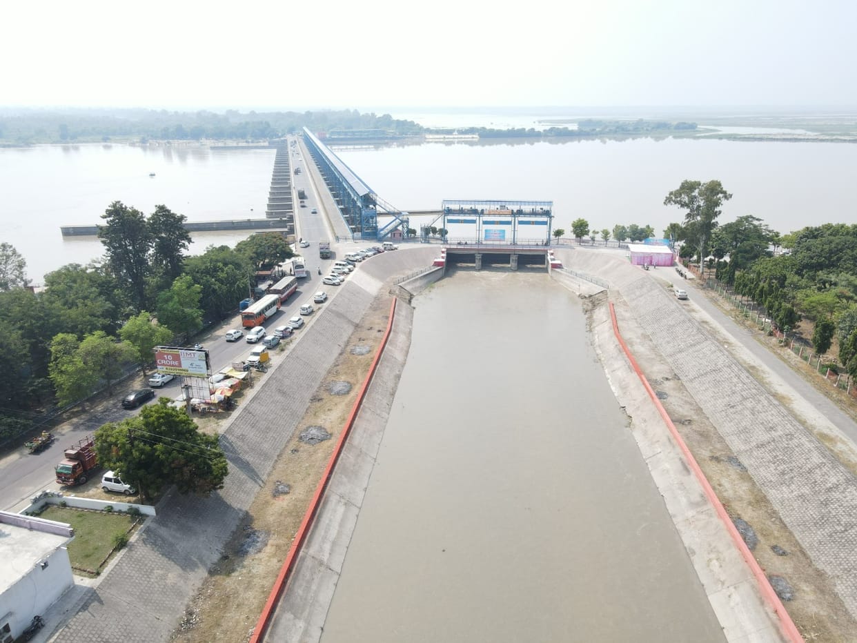 Brainstorming on the cost of the Central Ganges Canal Project