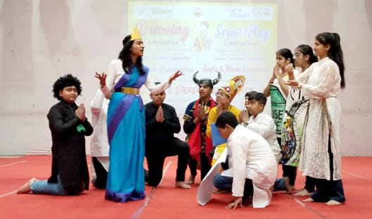 Students gave the message of cleanliness through drama