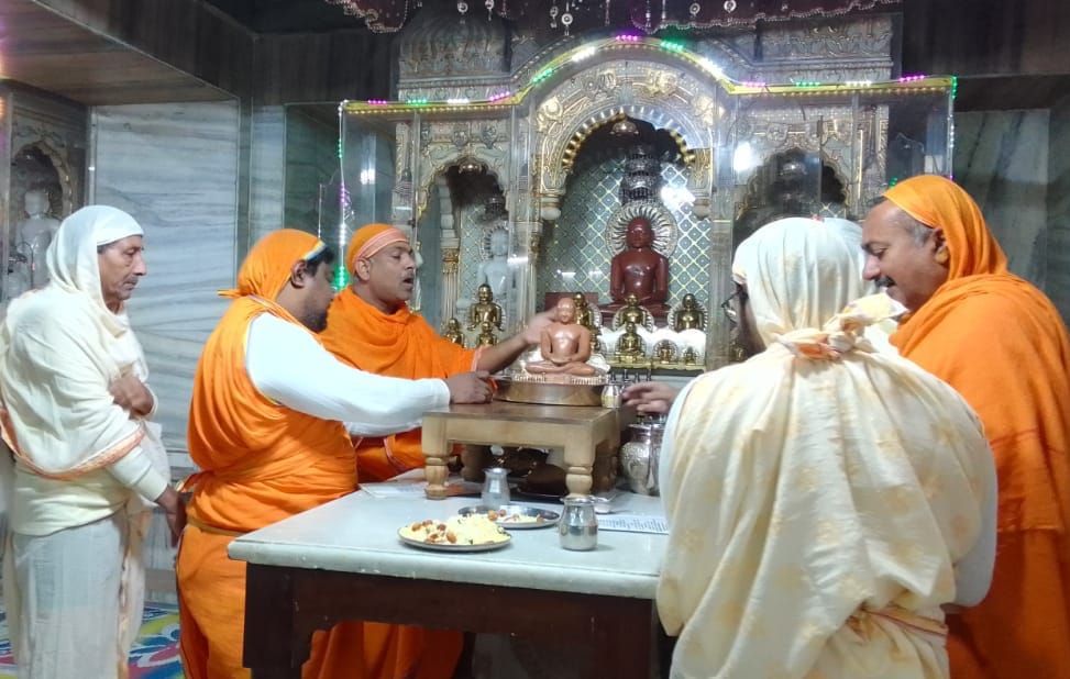 Nirvana festival of Lord Adinath celebrated with devotion