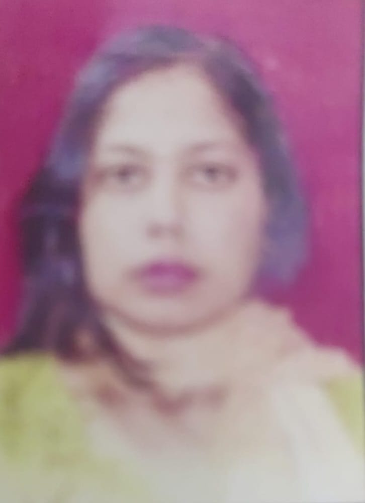 Girlfriend fell in love with mother, did not shake hands
