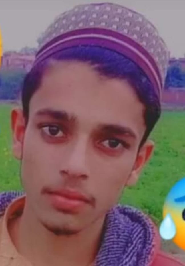 Uncontrolled car overturned five feet deep pit, teacher and student died