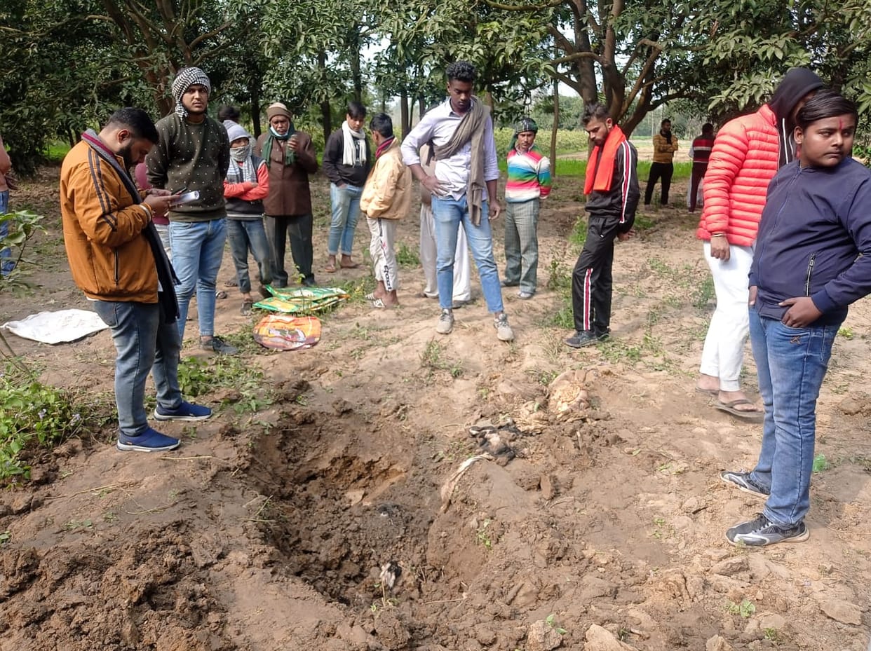 Remains of cattle found in Bagh, Bajrang Dal workers create ruckus