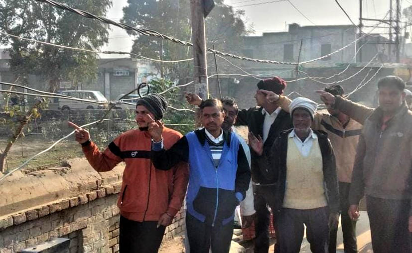 Poor system of electricity, dilapidated wires breaking like death