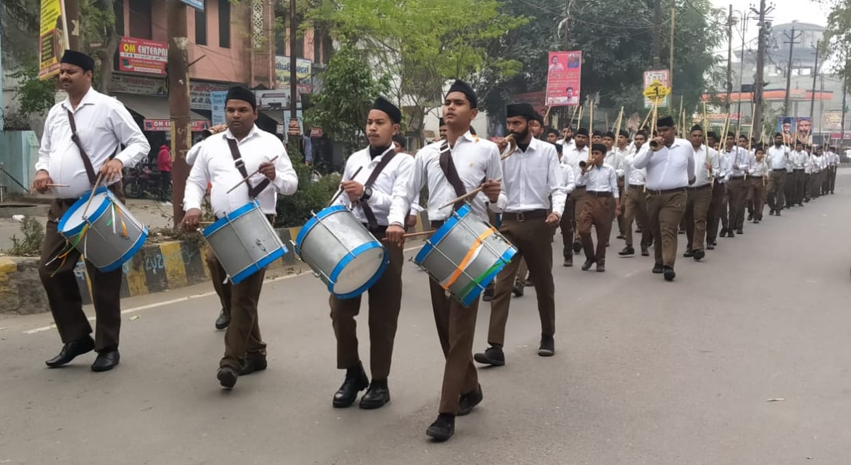 RSS volunteers did path movement in Dhampur