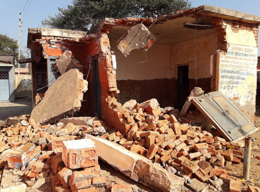 Dilapidated buildings were demolished in the block development office premises