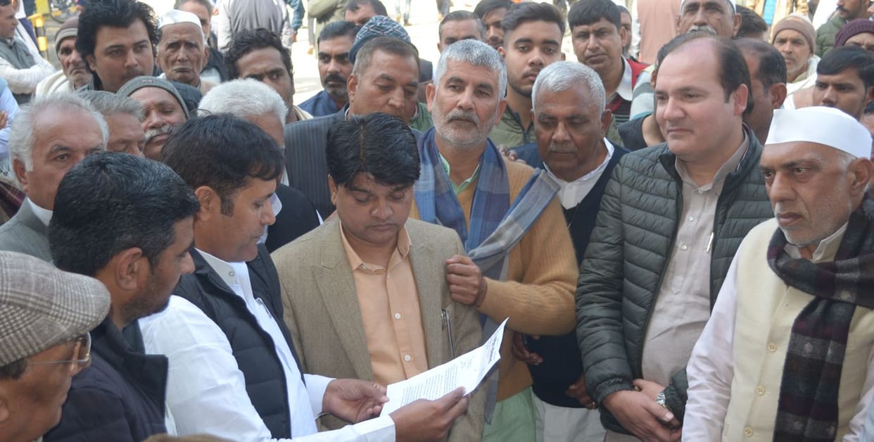 RLD MLAs protest in collectorate