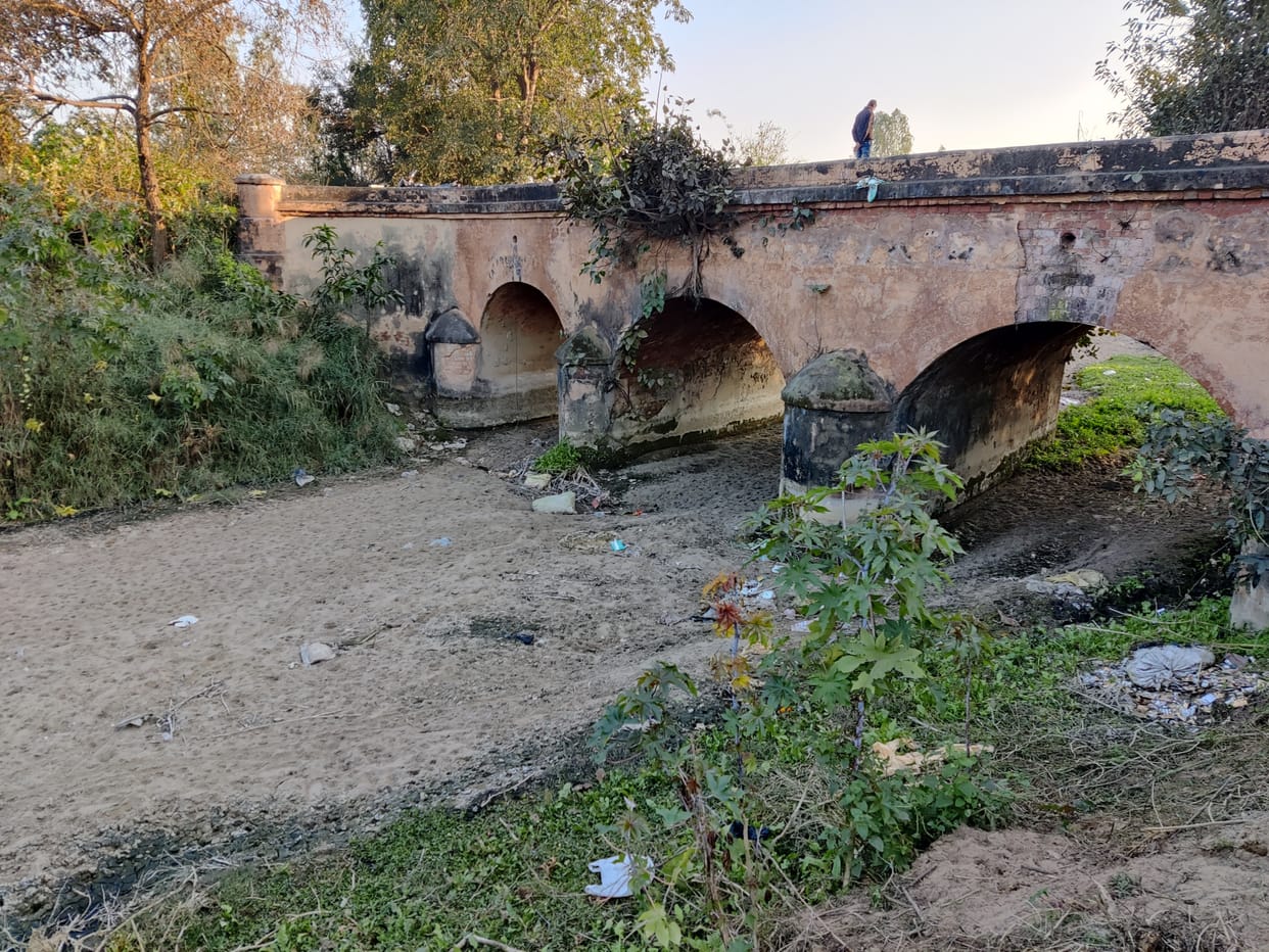 Polluted water of Chhoiya river stopped from going into Ganga