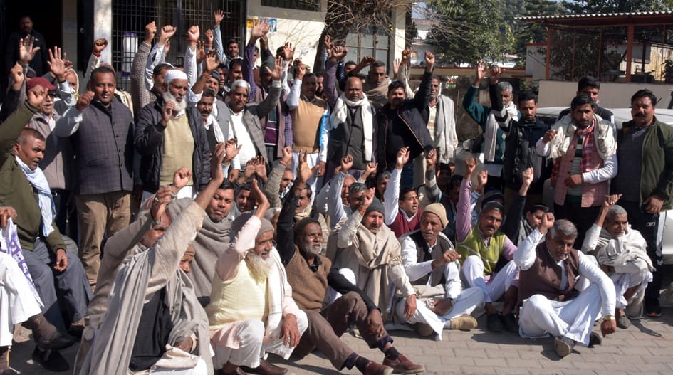 Farmers demonstrated at the District Magistrate's office
