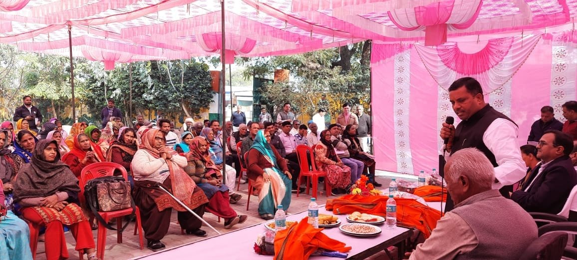 MP representative listened to the problems of the villagers in village Chaupal