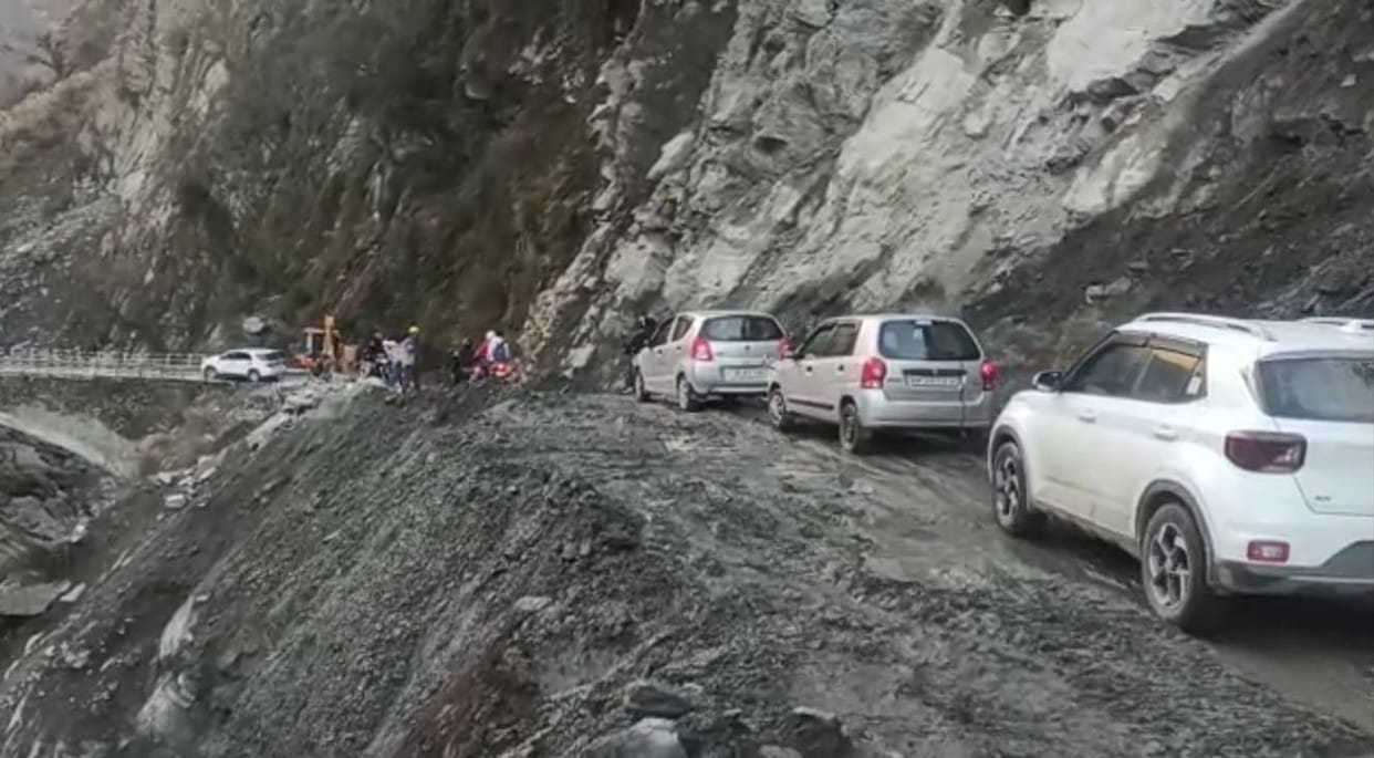 Chanju road restored for vehicular movement after 27 hours