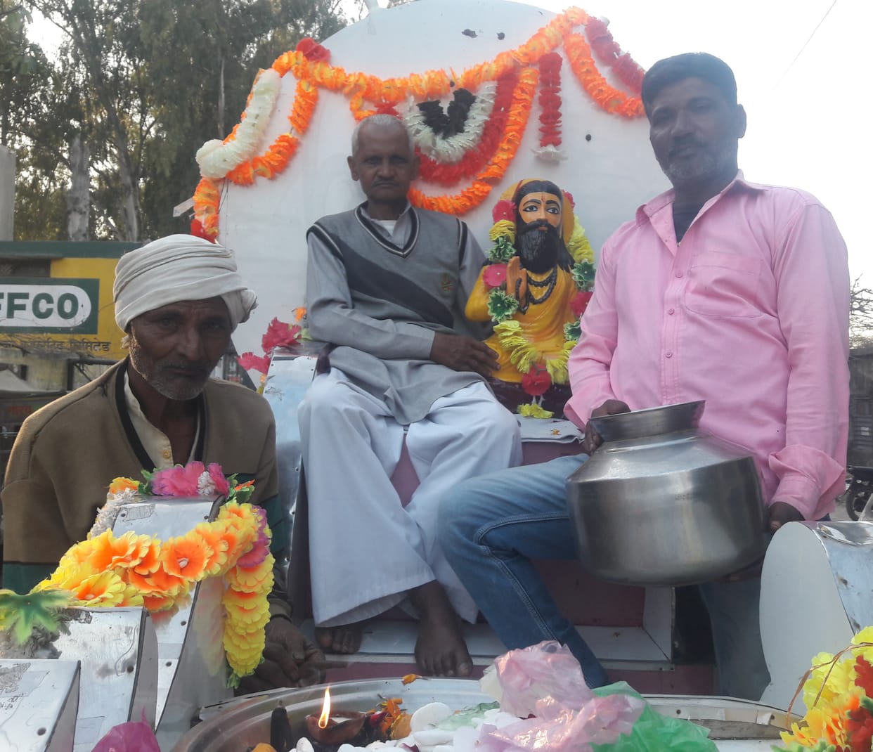 Saint Ravidas Shobhayatra taken out with pomp