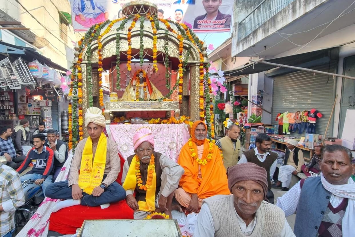 Grand processions taken out on Sant Ravidas Jayanti