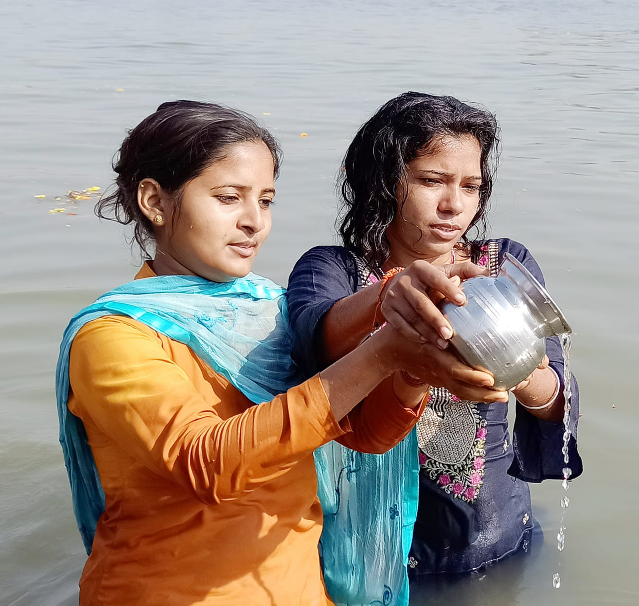 Taking a dip in the Ganges on Maghi Purnima raised religious benefits