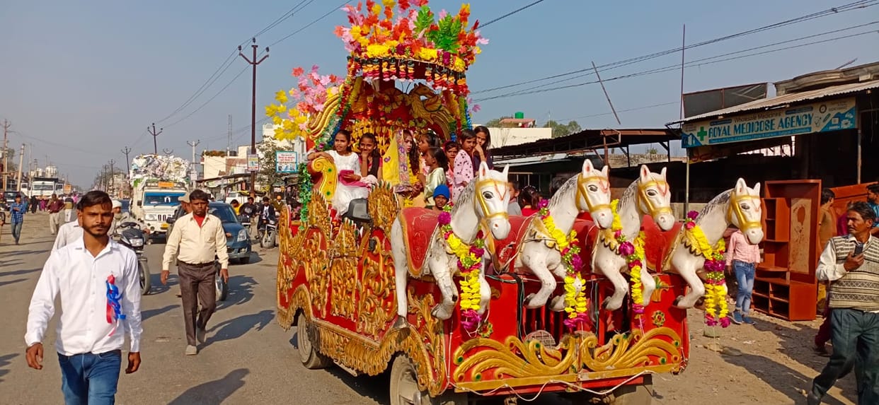 Procession taken out with bands on Sant Ravidas Jayanti