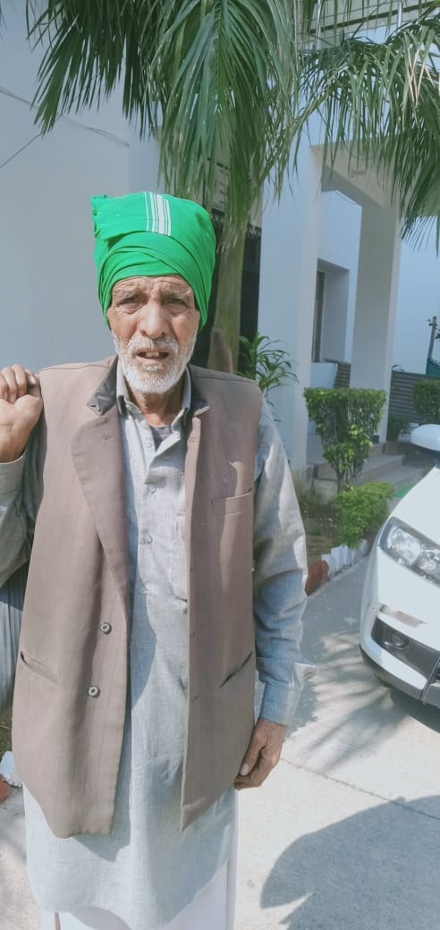 Bijnor's farmer gave three bighas of land in the name of JE for electricity connection