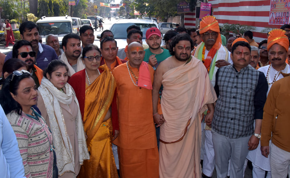 Farmers sitting on dharna for demands related to expressway