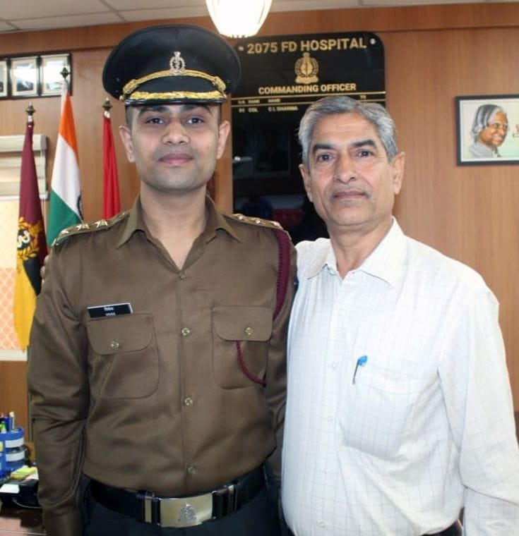 Vivek Atri of Kharakbhura village became captain in the army