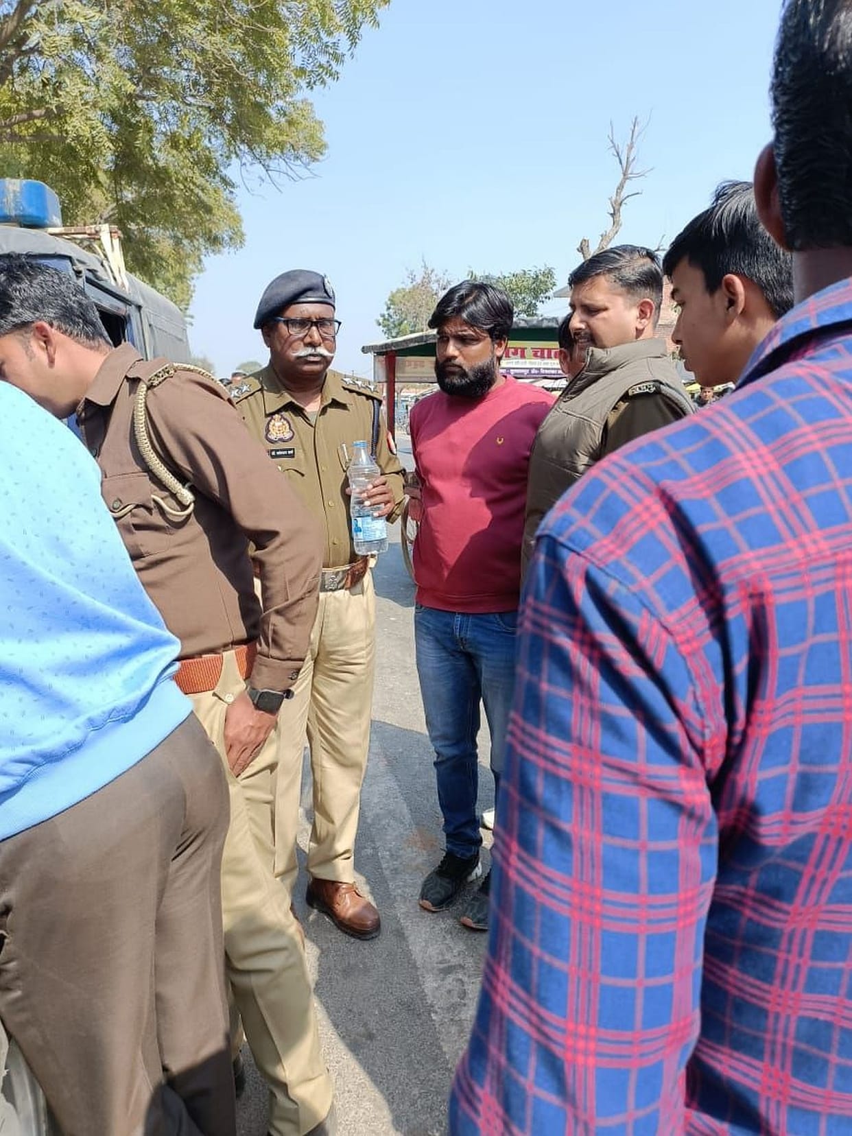 Jewelery worth lakhs stolen from shop near police post