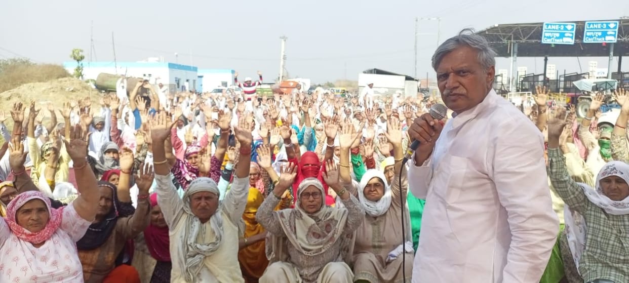 14 stations of the rail corridor should be named after the martyrs: Dalal