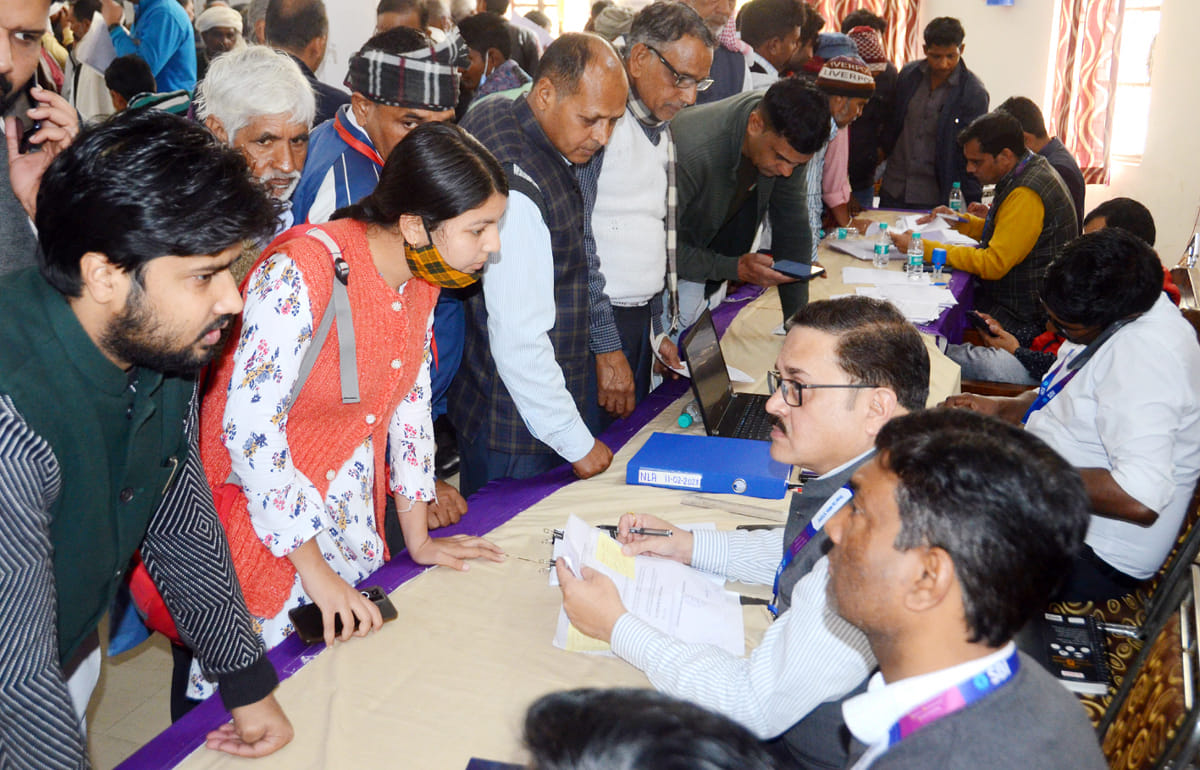 908 cases settled in Lok Adalat