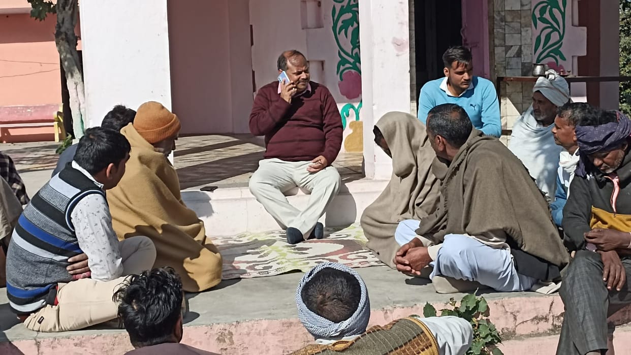 SDM reached among the farmers in Chandan village, did not leave