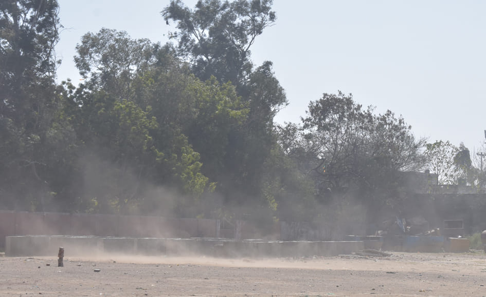 Wind blowing at a speed of 37.2 kmph