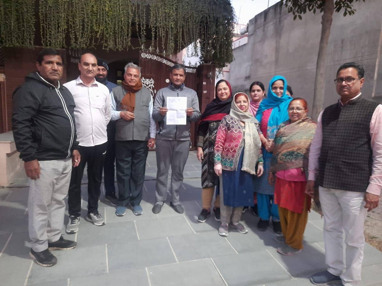Sector residents expressed anger against Huda's policy