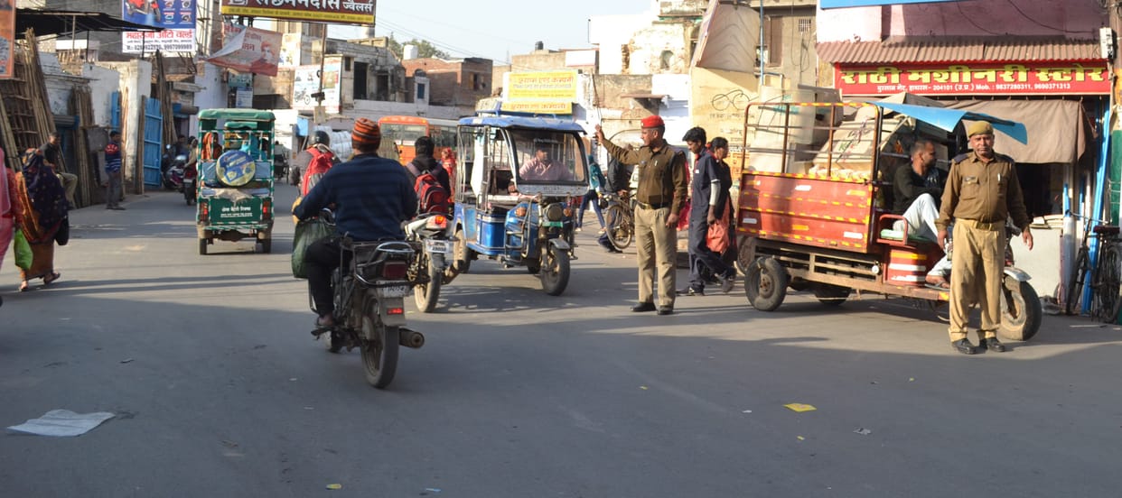 Roads struggling with vehicle burden and traffic chaos