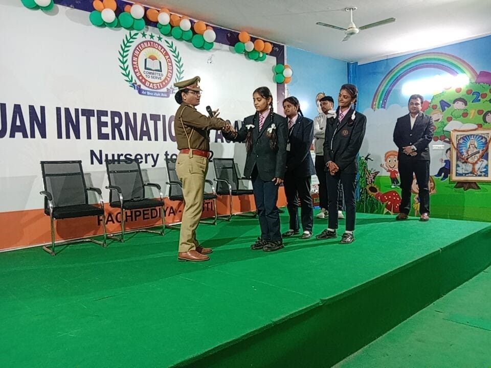 Most reliable helpline family: Police Station President