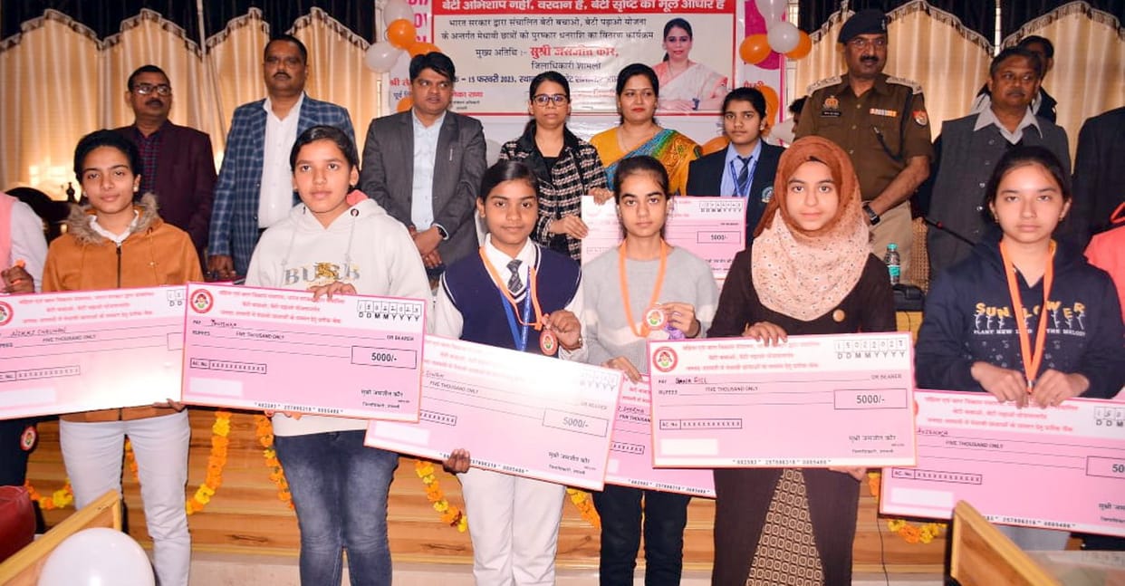 Girls should pay attention to sports along with studies: DM