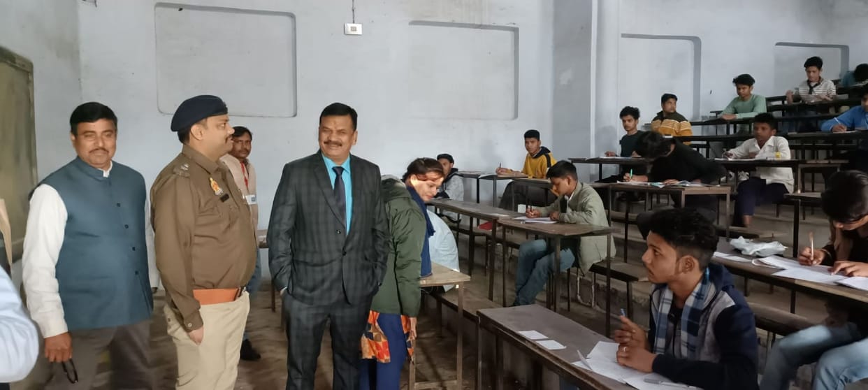 Mistake in admit cards, 7000 left Hindi exam