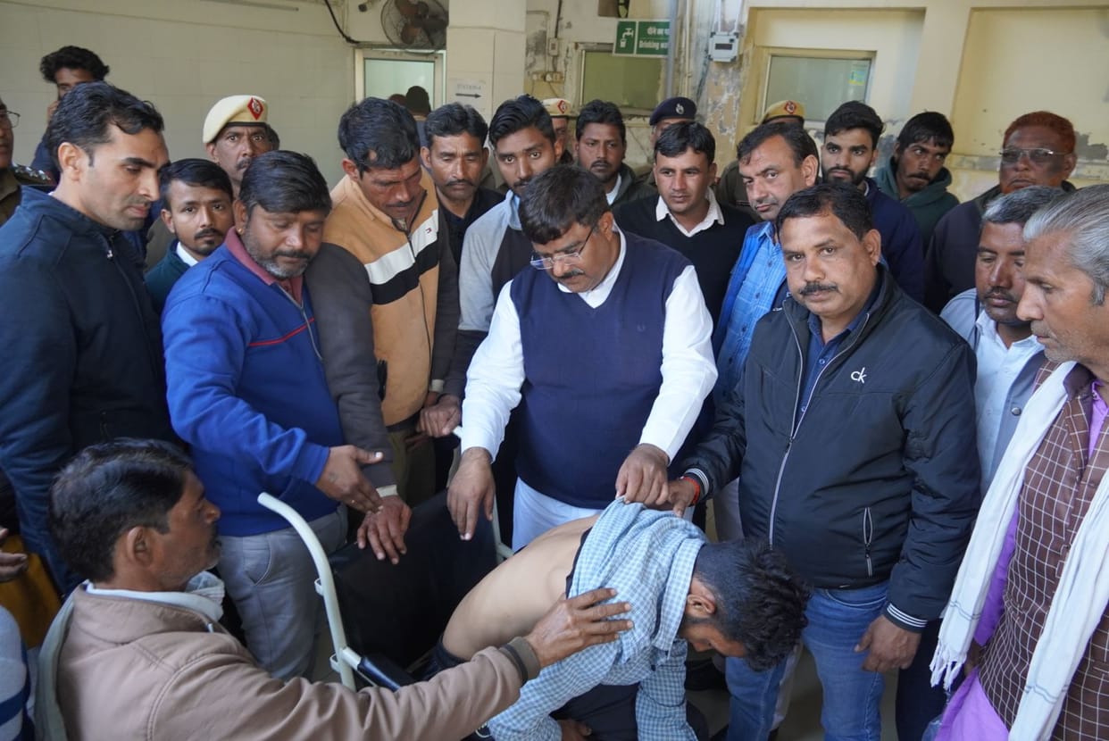 Treatment of injured worker started after demonstration of corporation employees, case filed against two animal herders who attacked