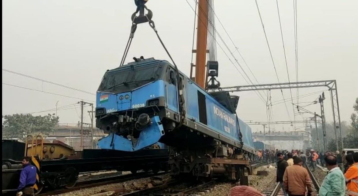 Train movement restored after 31 hours