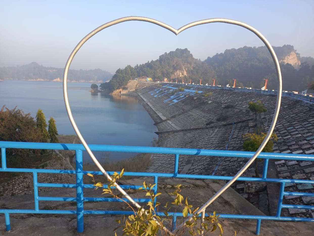 Saddle dam is an example of unmatched beauty