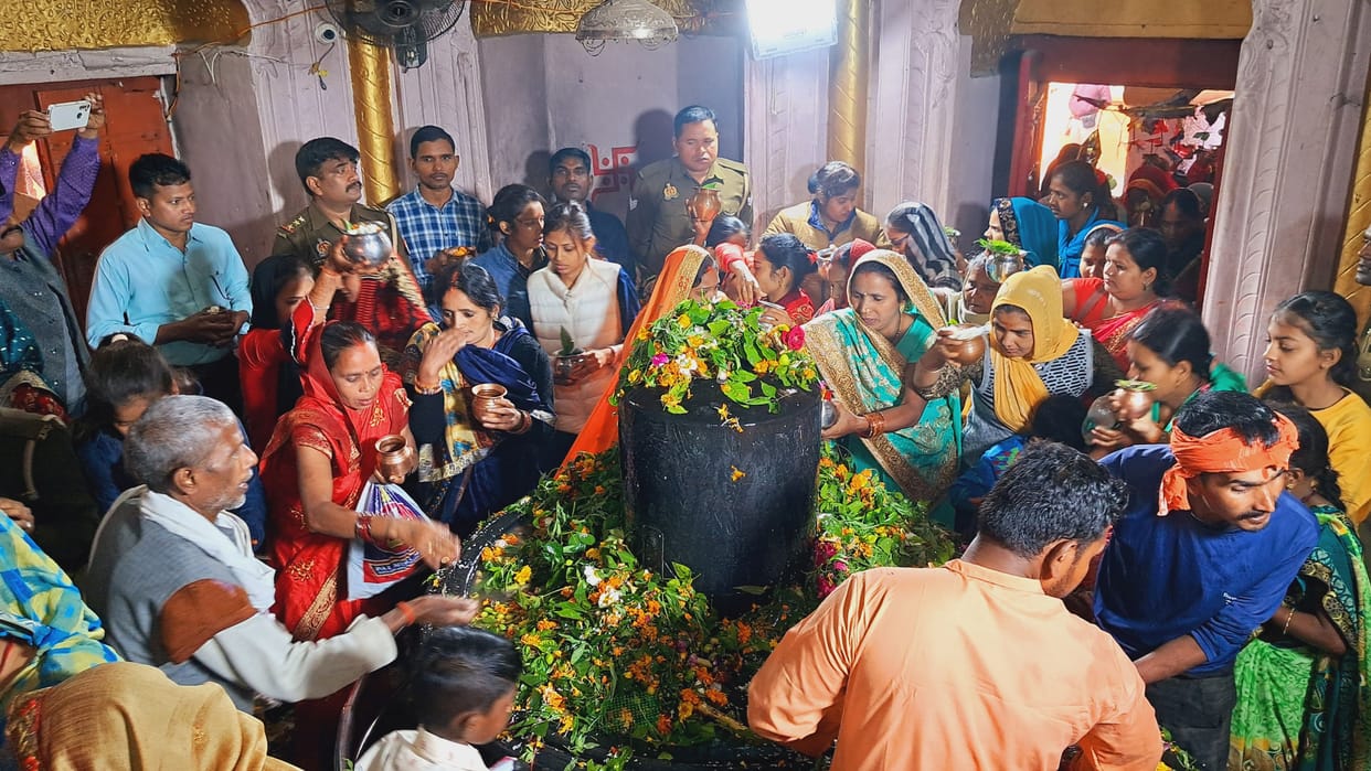 shiv mandir jalabhisek gonda