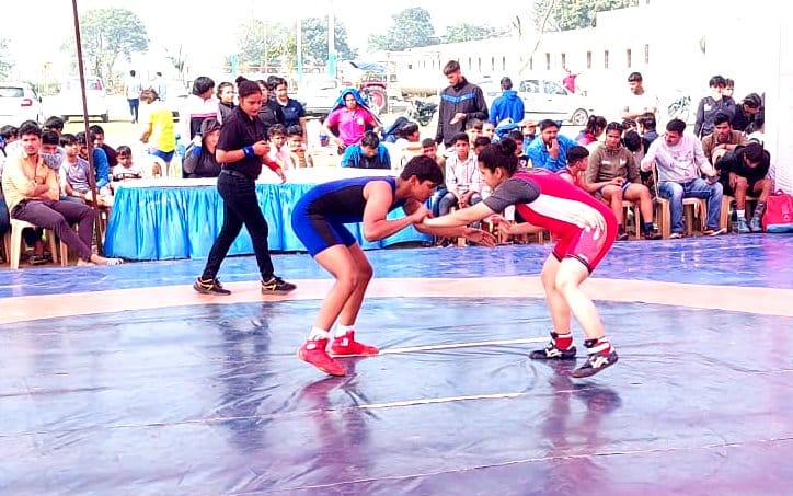 Meerut's Chanchal and Mathura's Payal won wrestling