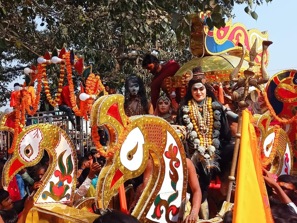 Devotees gathered in Bhole-Bhandari's procession