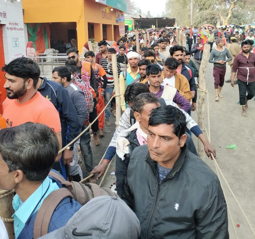 Shiv devotees thronged the Mota Mahadev temple