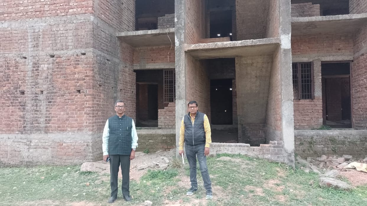 Building work incomplete, refusal to take handover