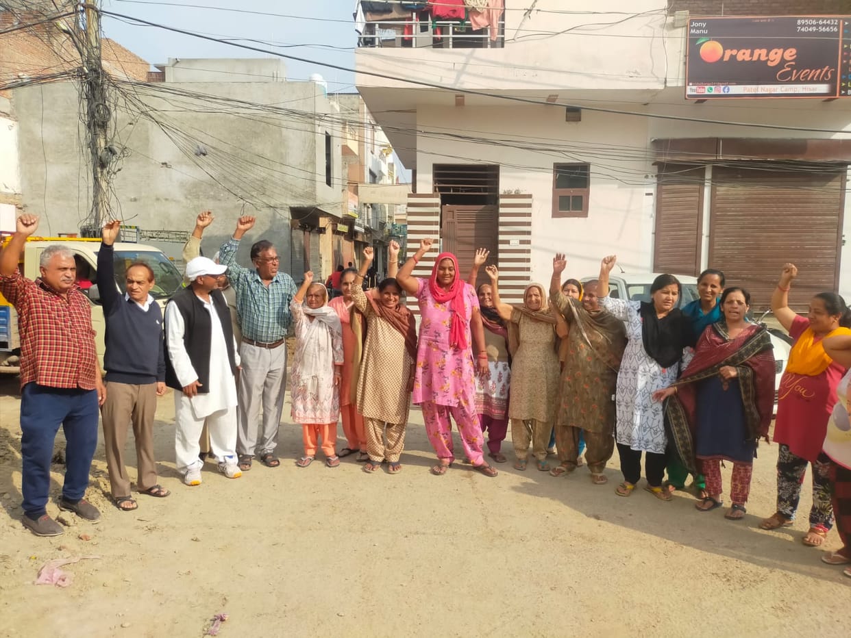 Problem of contaminated water not resolved in Patel Nagar, people demonstrated