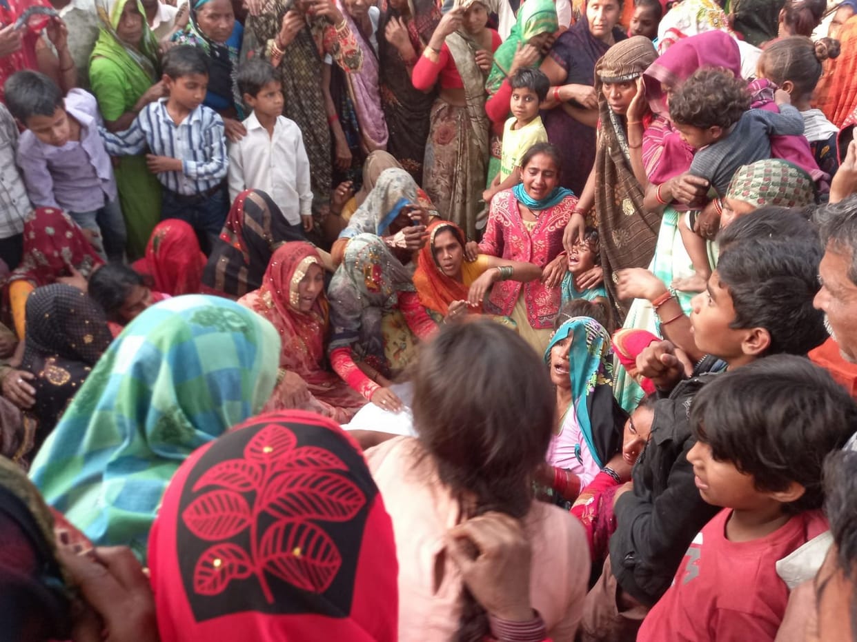 Police harassment... The family refused to perform the last rites of Shripal's body.